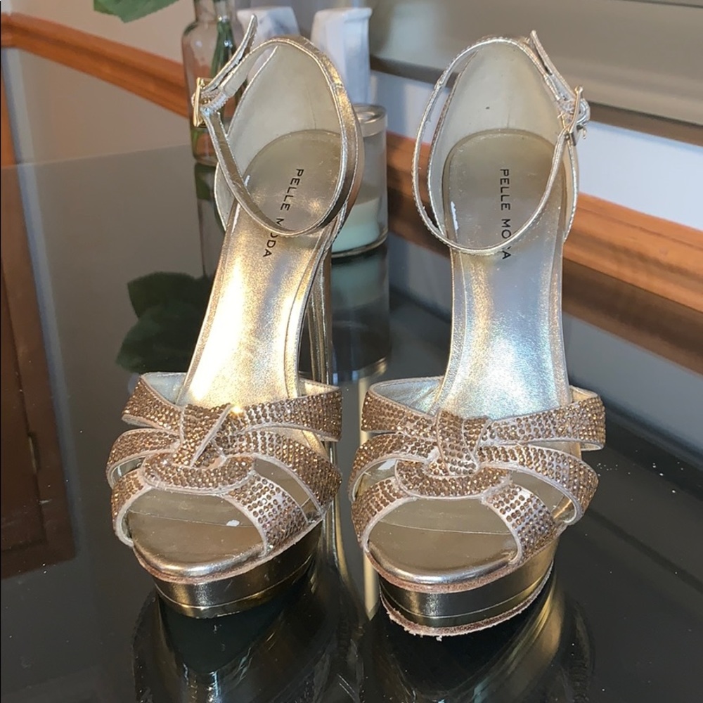 Palle Moda platform light gold heels with stones
